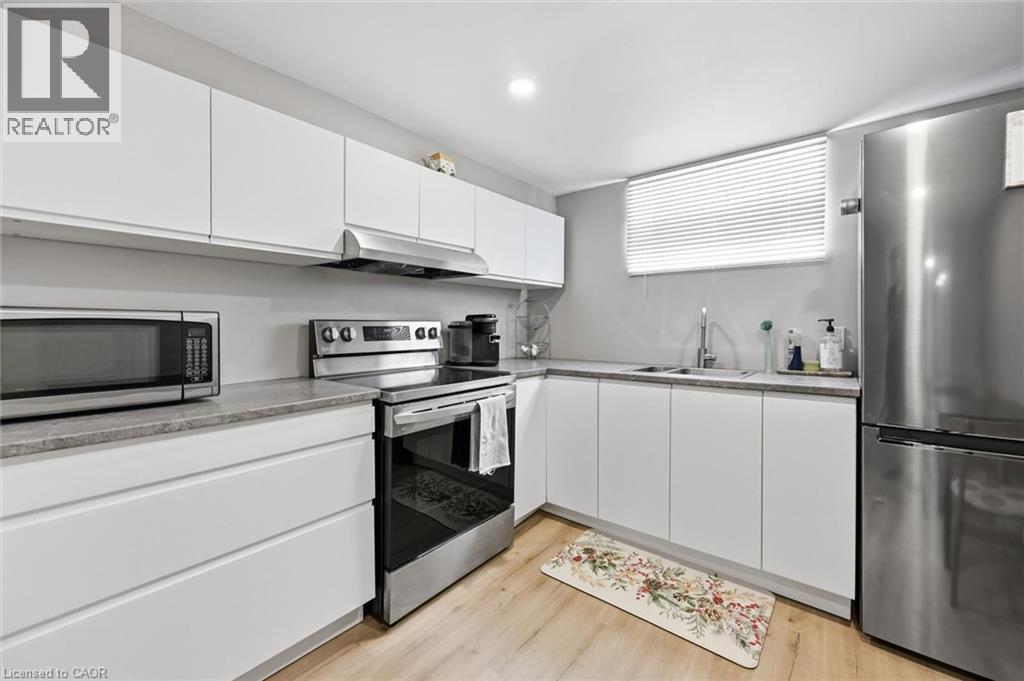309 HAWKRIDGE Avenue - Image 36