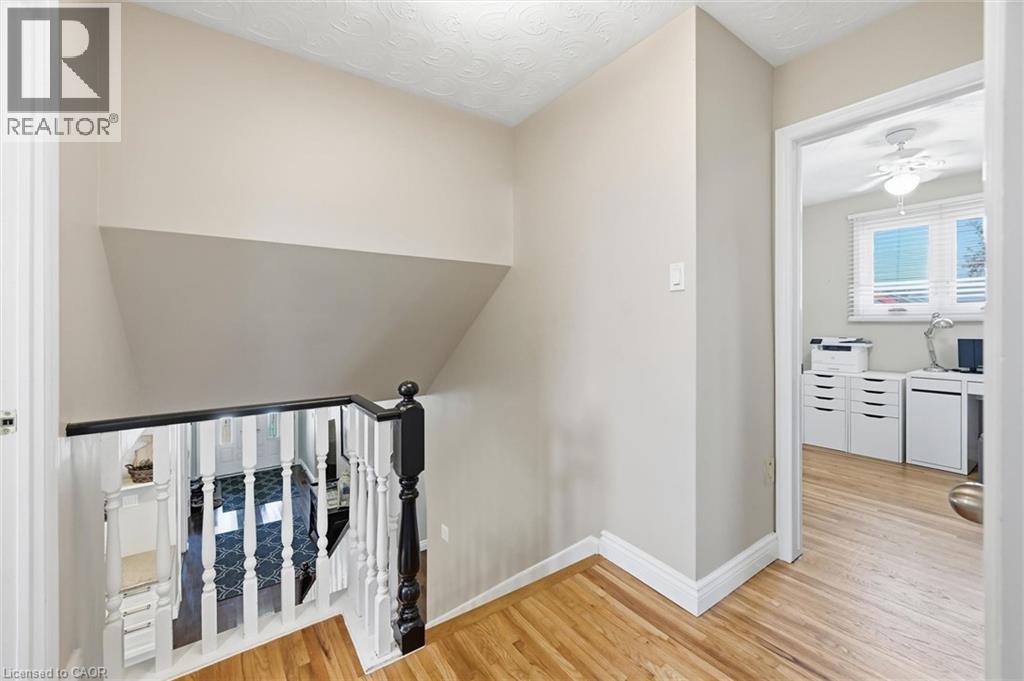 309 HAWKRIDGE Avenue - Image 15