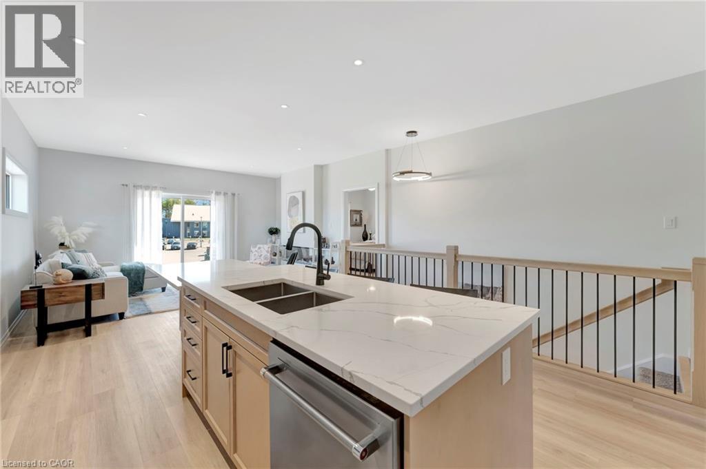 58 ROBINS Place - 10