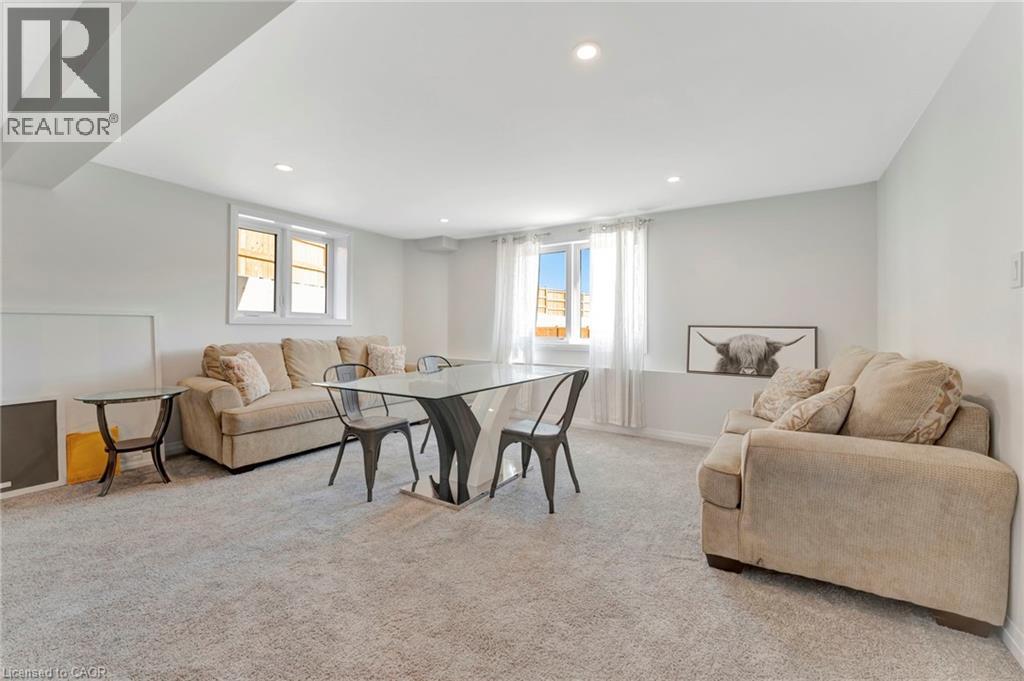 58 ROBINS Place - 19