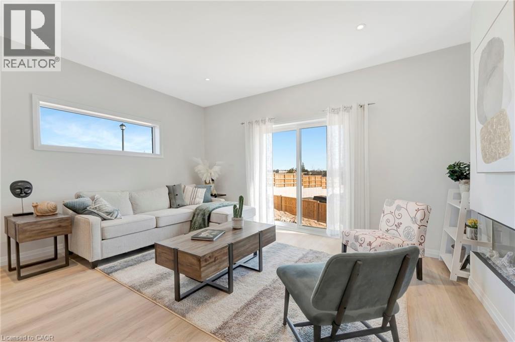 58 ROBINS Place - 5