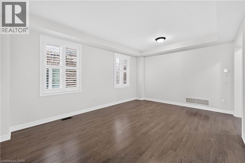 1149 UPPER THAMES Drive - 7