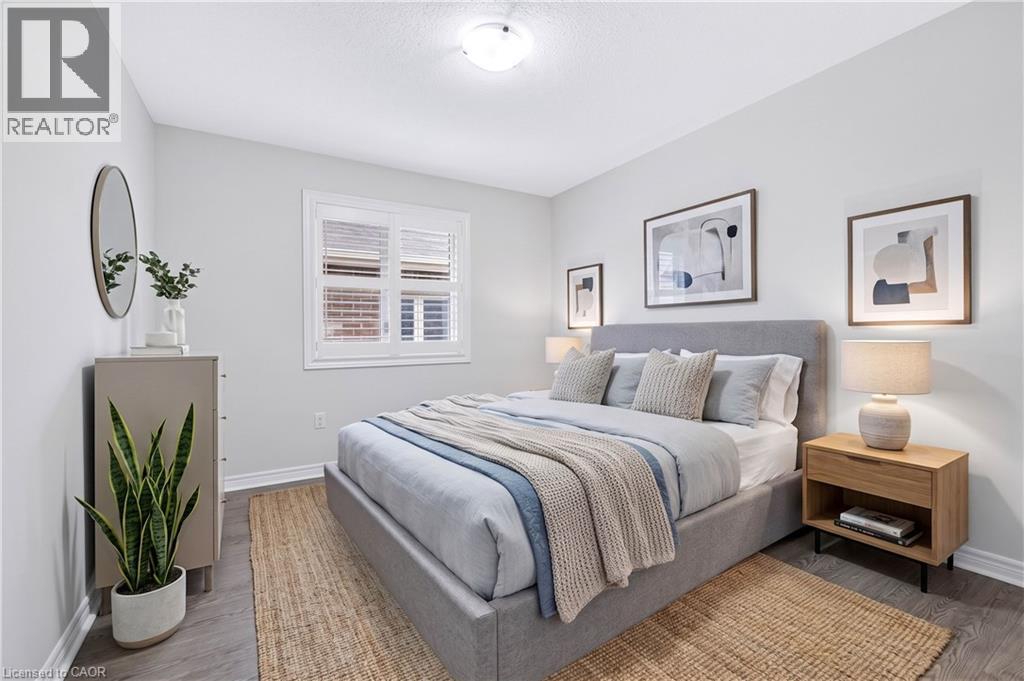 1149 UPPER THAMES Drive - 35