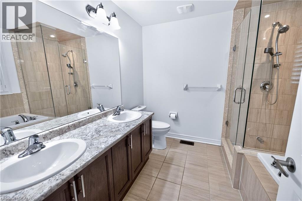 1149 UPPER THAMES Drive - Image 27