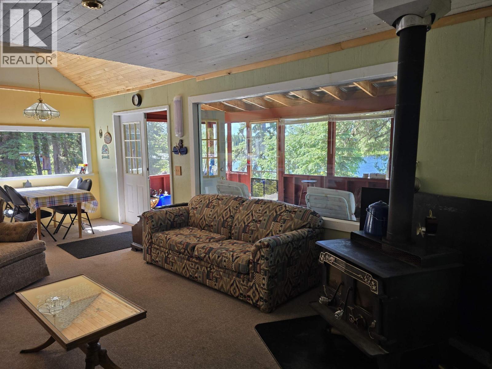 Photo 13 of 40 — 29200 DAHL LAKE ROAD · Prince George, BC