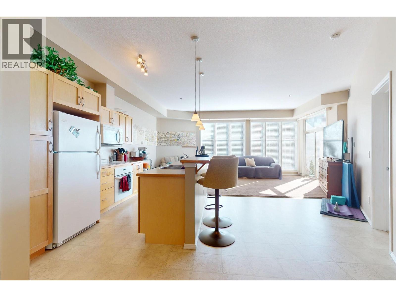 #212 1327 St Paul Street - Image 11