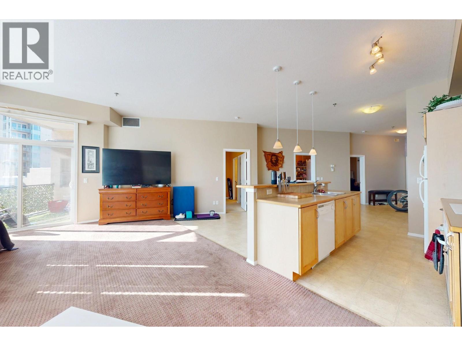 #212 1327 St Paul Street - Image 6