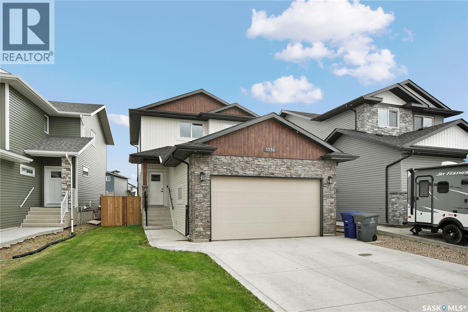 1336 Parr Hill DRIVE - 2