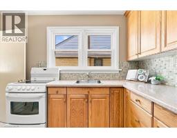 184 Murdock Avenue, Waterloo, ON N2J2M5 Photo 13