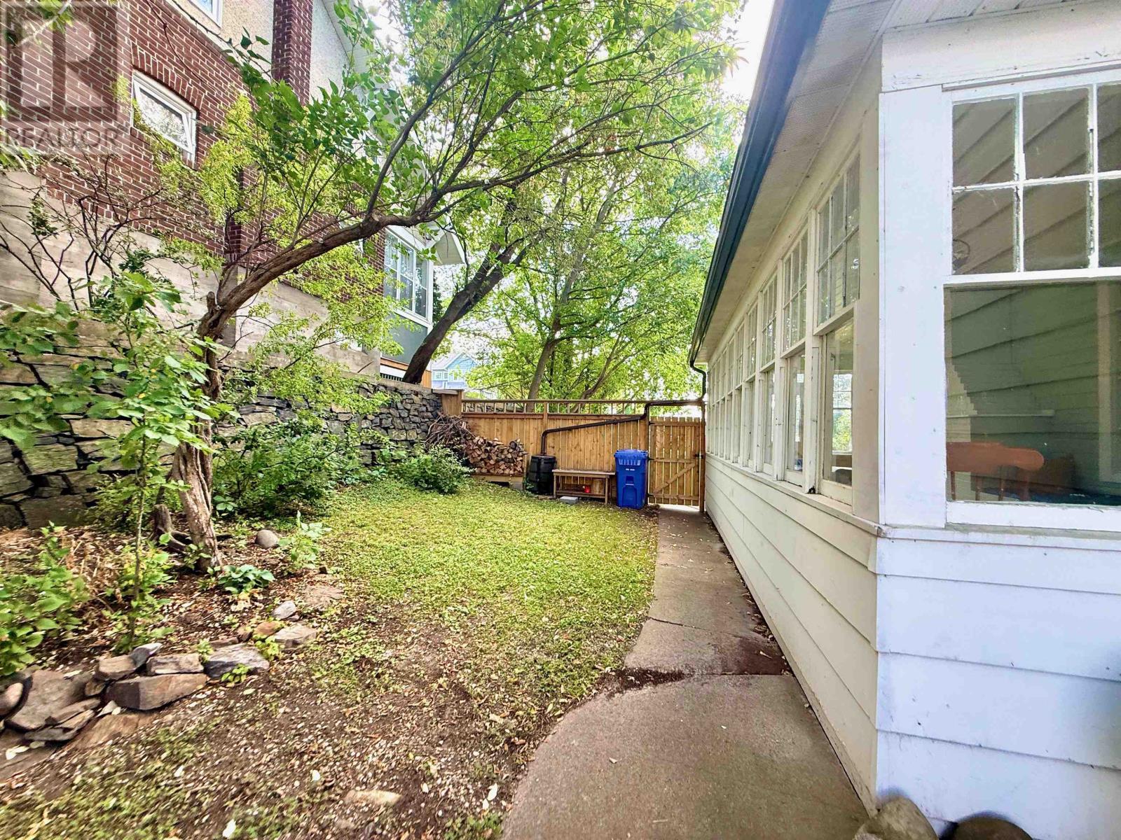 324 Third St S - 35