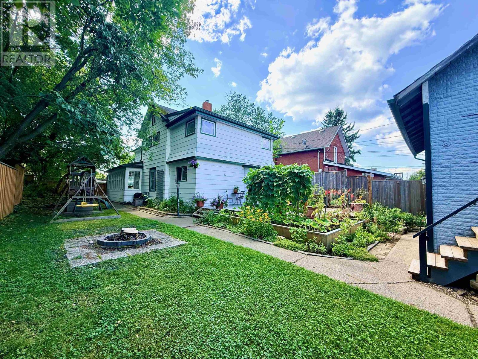 324 Third St S - Image 38