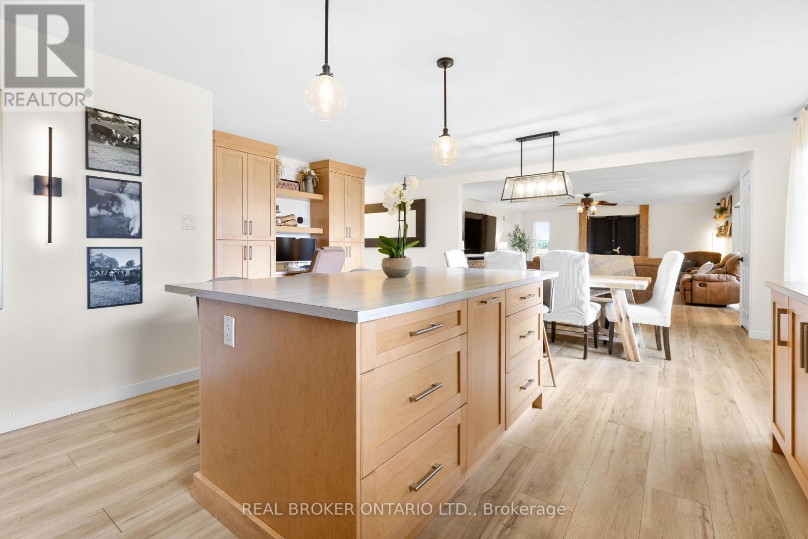 121 SNOWDONS ROAD - 15