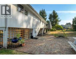 631 Warden Cds, Campbell River, BC V9W3Y4 Photo 34