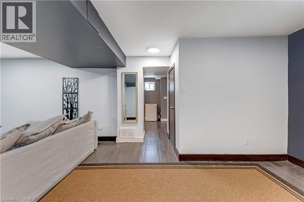 57 PEPPLER Street - Image 35