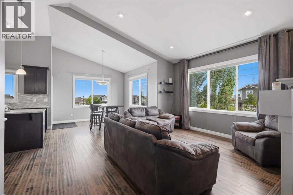 Listing photo – 191 Morris Court, Blackfalds