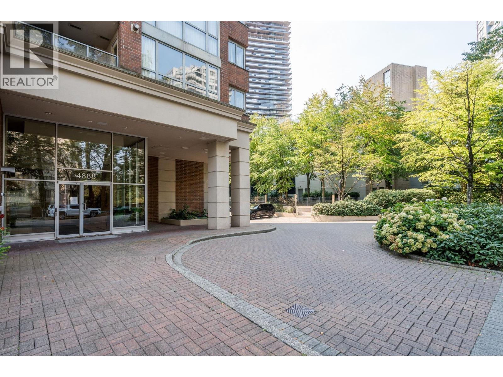 602 4888 HAZEL STREET, Burnaby