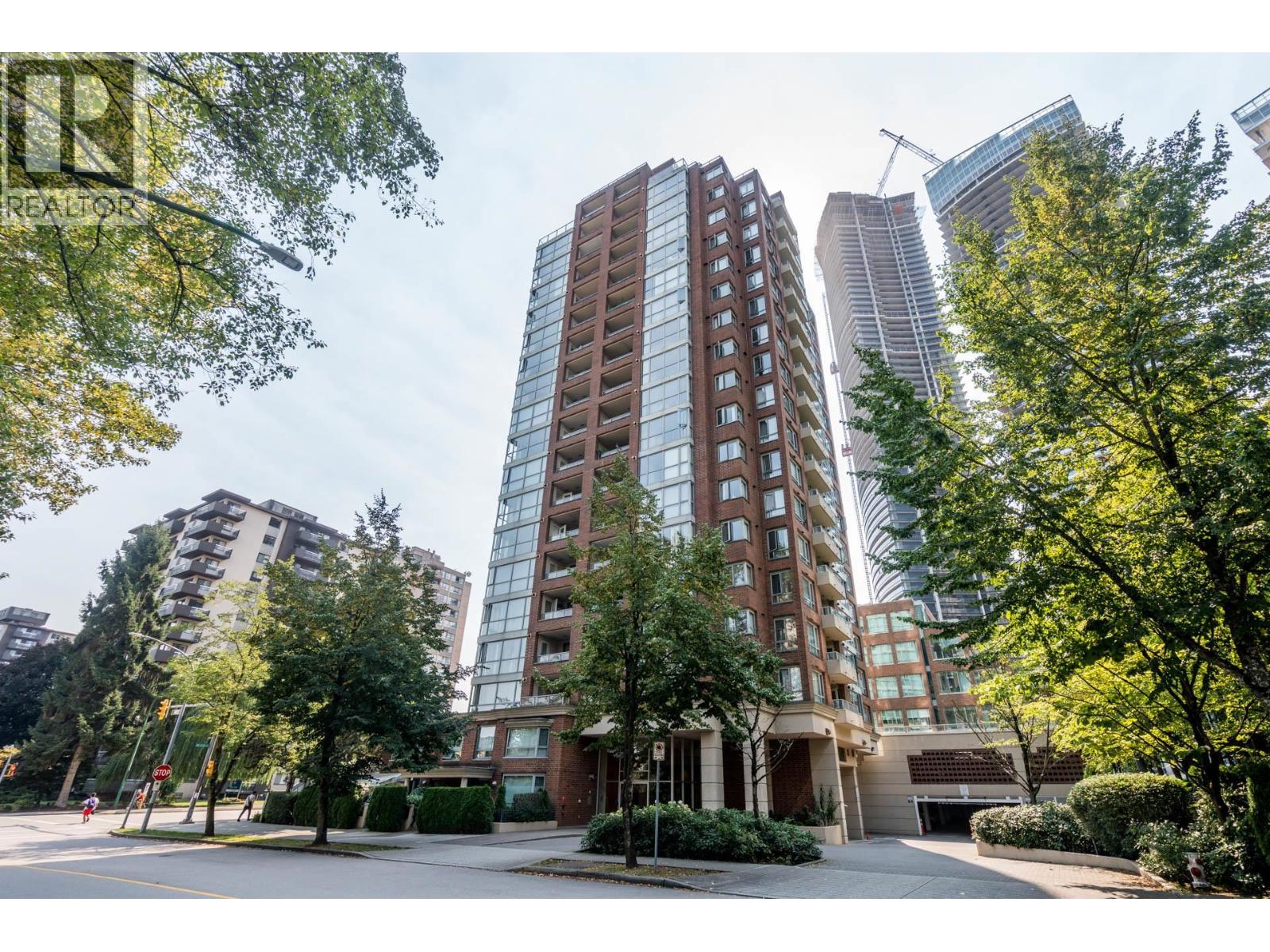 602 4888 HAZEL STREET, Burnaby