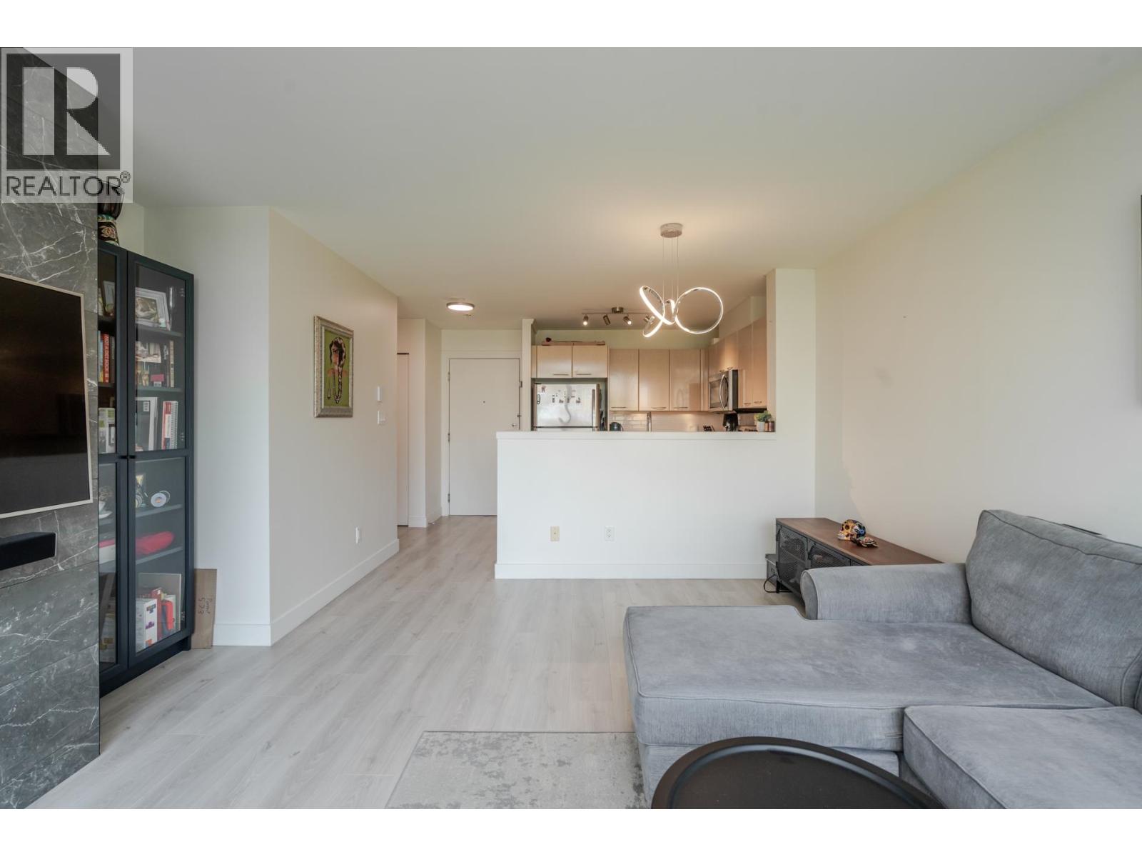 602 4888 HAZEL STREET, Burnaby