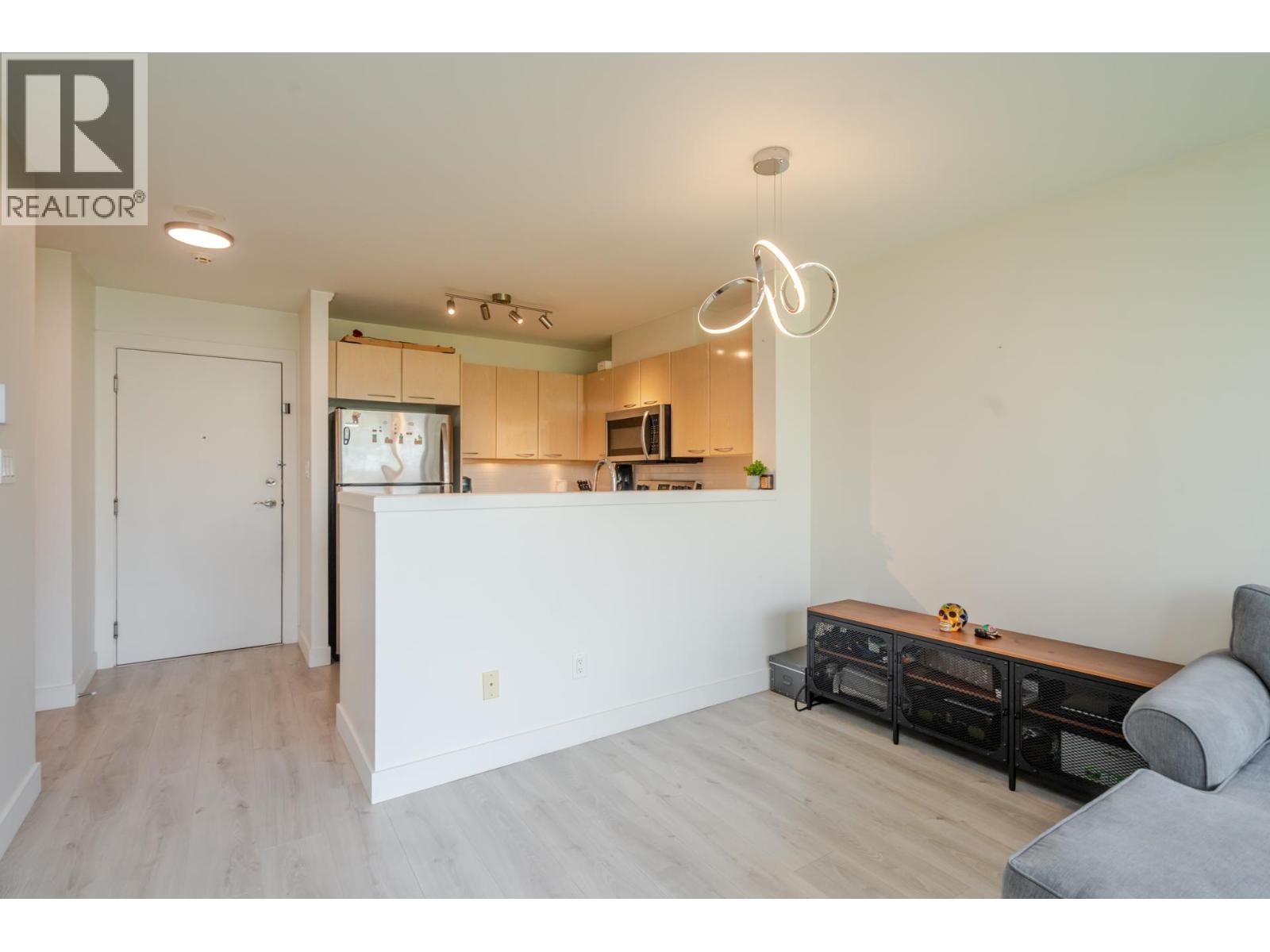 602 4888 HAZEL STREET, Burnaby