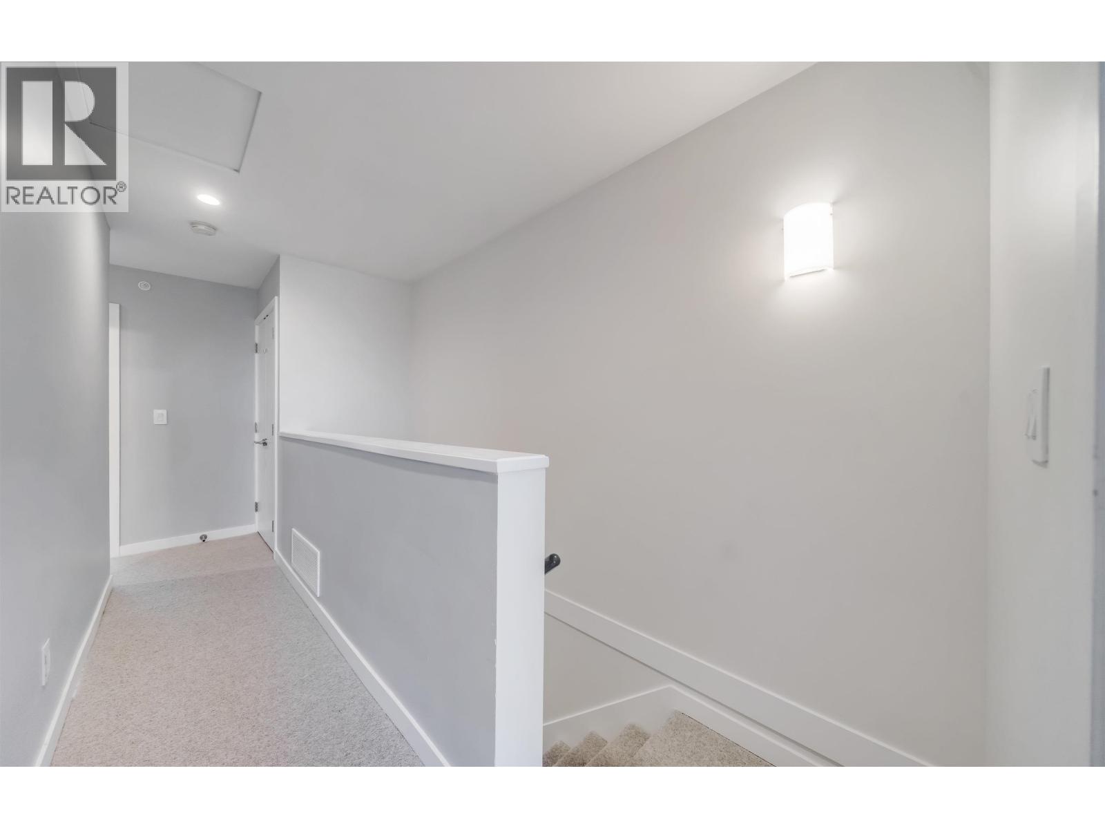 128 4738 HEMLOCK WAY, Tsawwassen
