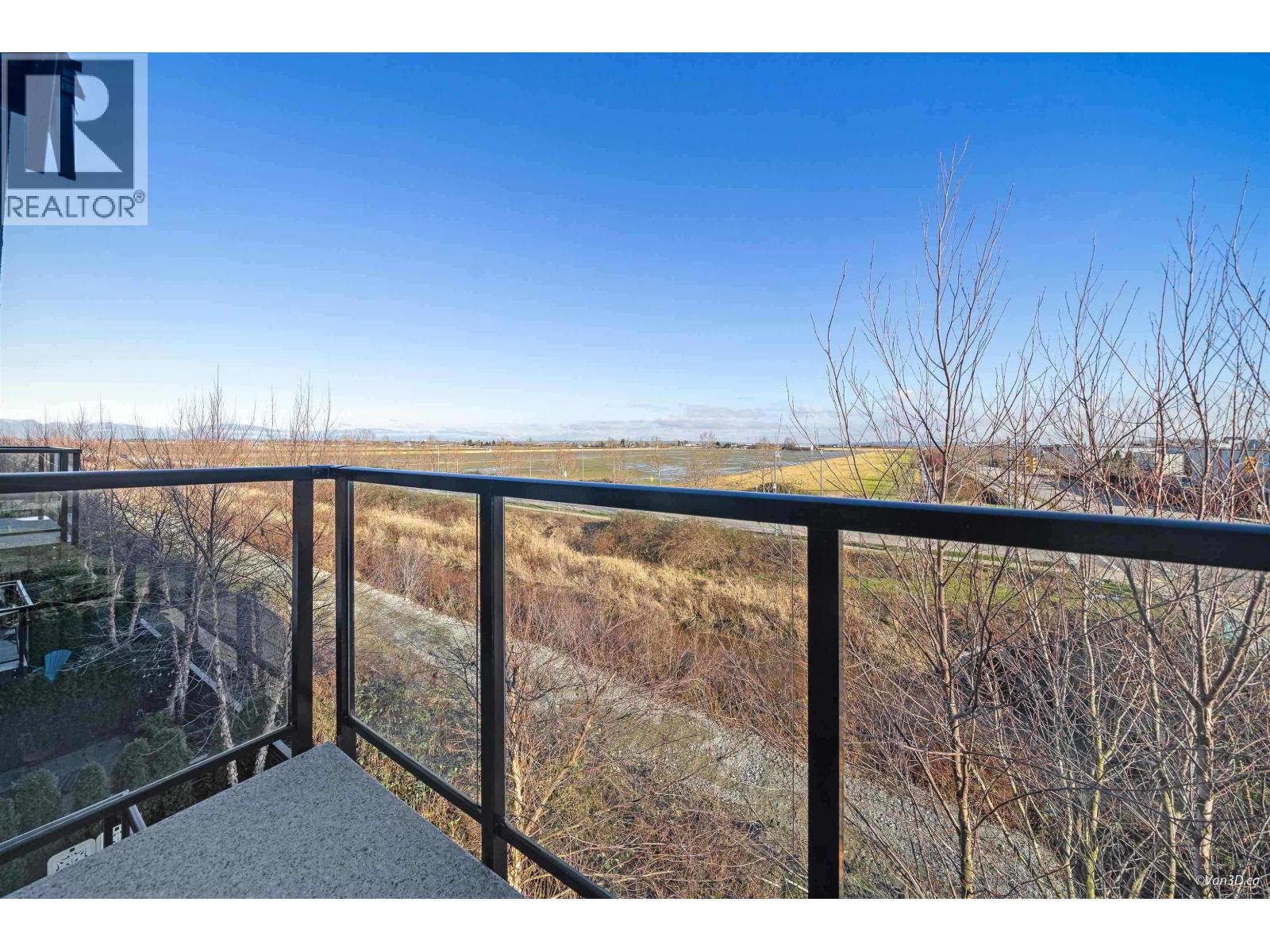 128 4738 HEMLOCK WAY, Tsawwassen