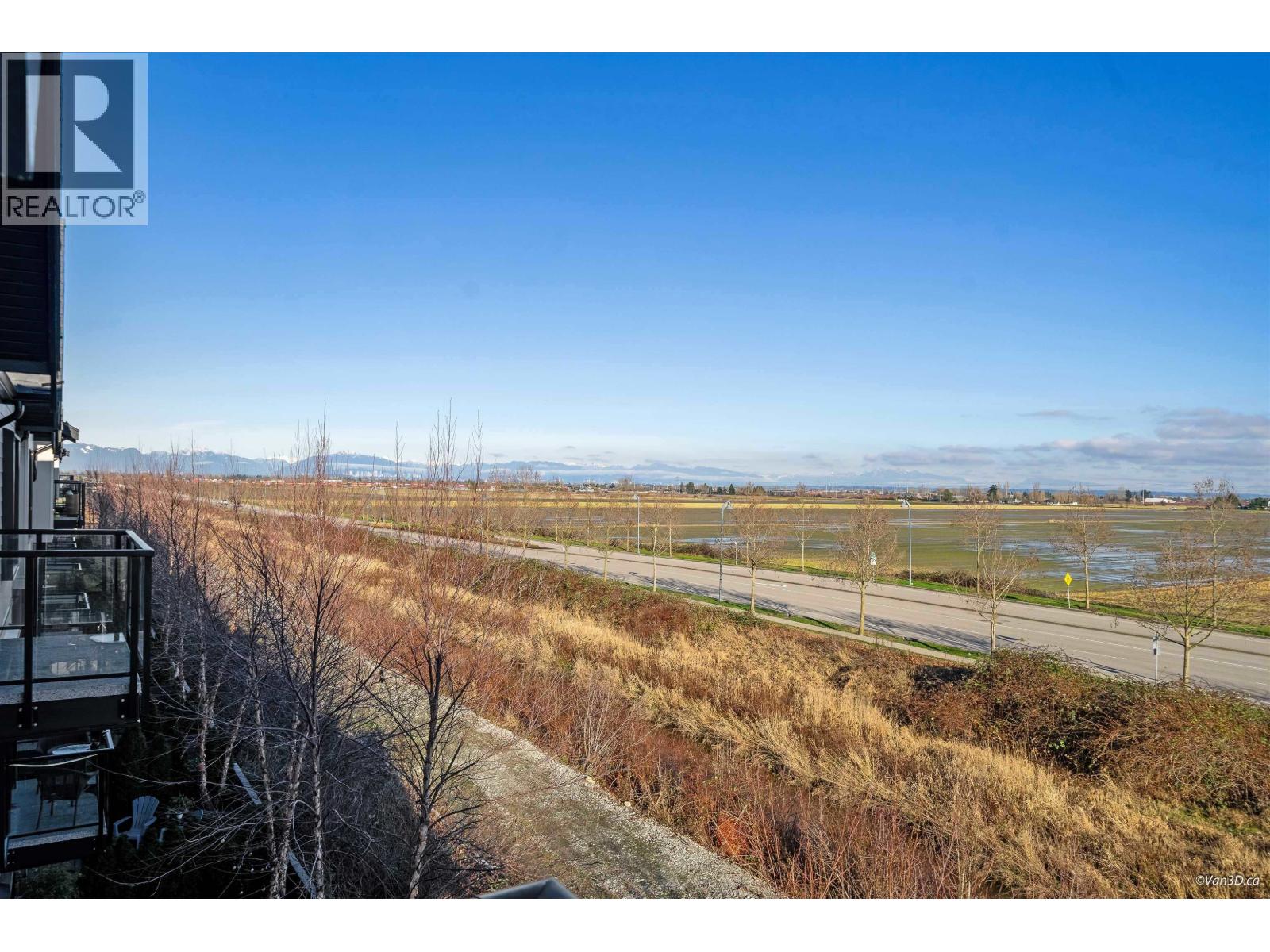 128 4738 HEMLOCK WAY, Tsawwassen