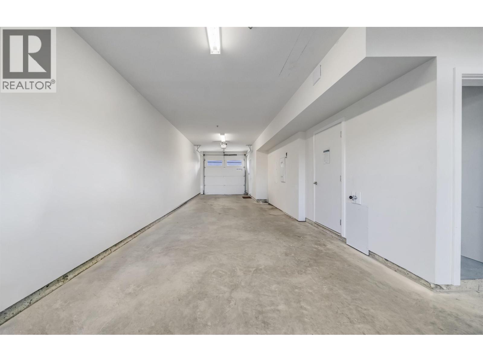 128 4738 HEMLOCK WAY, Tsawwassen