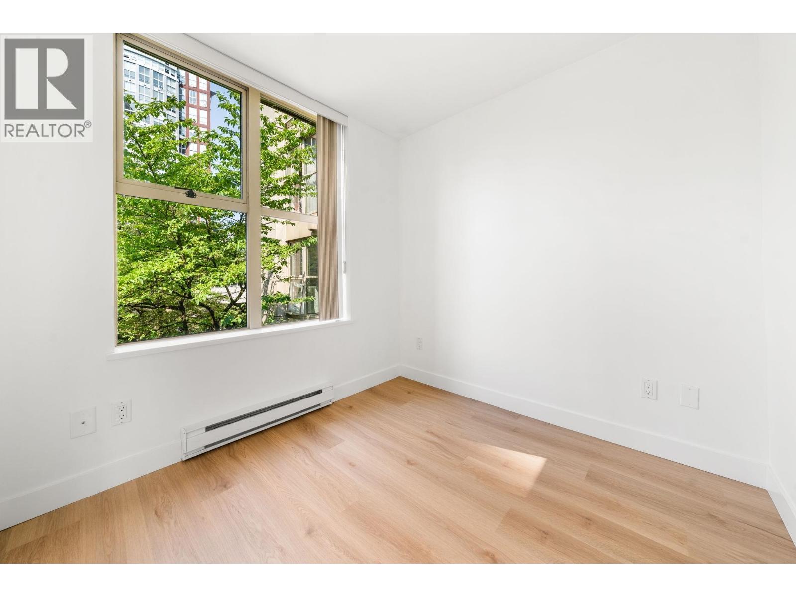 TH9 969 RICHARDS STREET, Vancouver