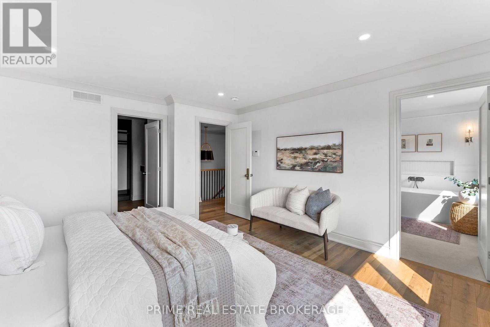 793 VALLEYSTREAM WALK - Image 25