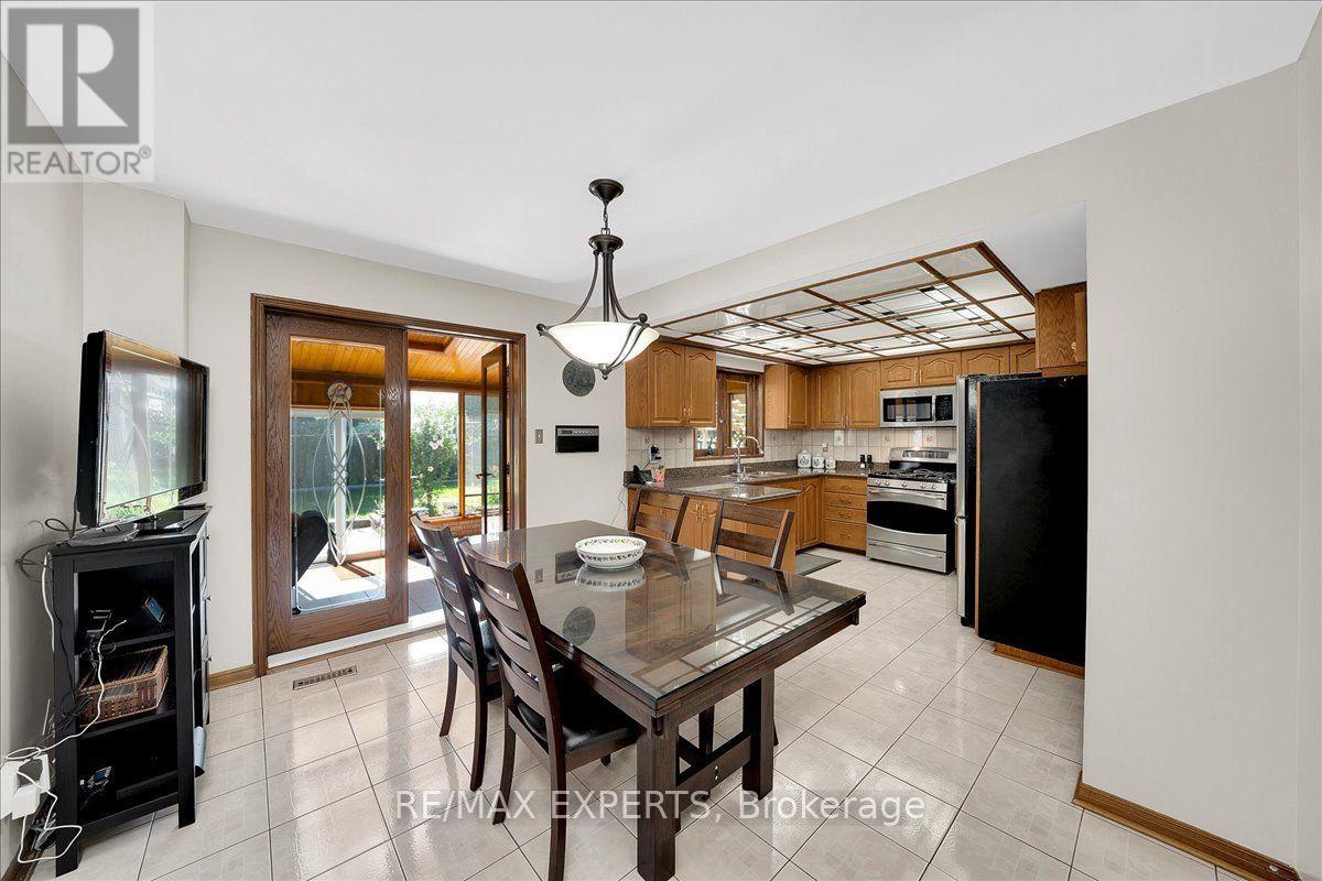5 JORDANA DRIVE - 12