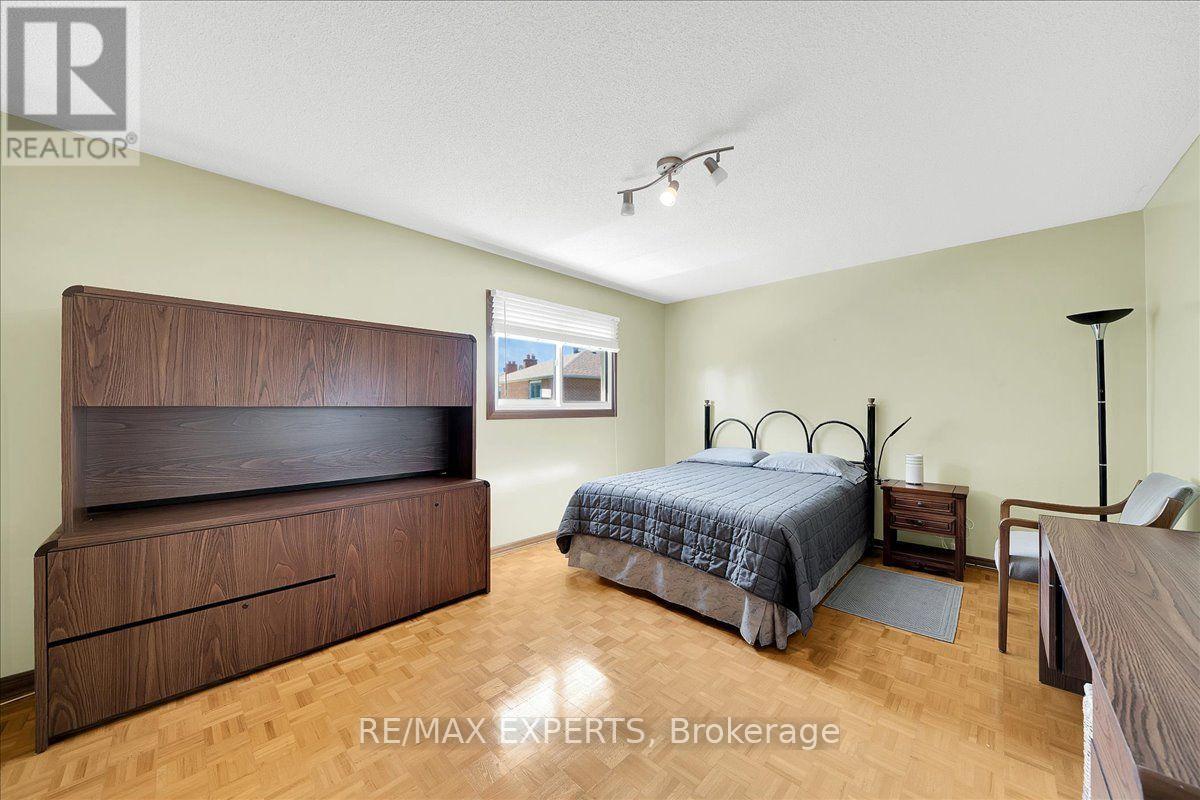 5 JORDANA DRIVE - 35