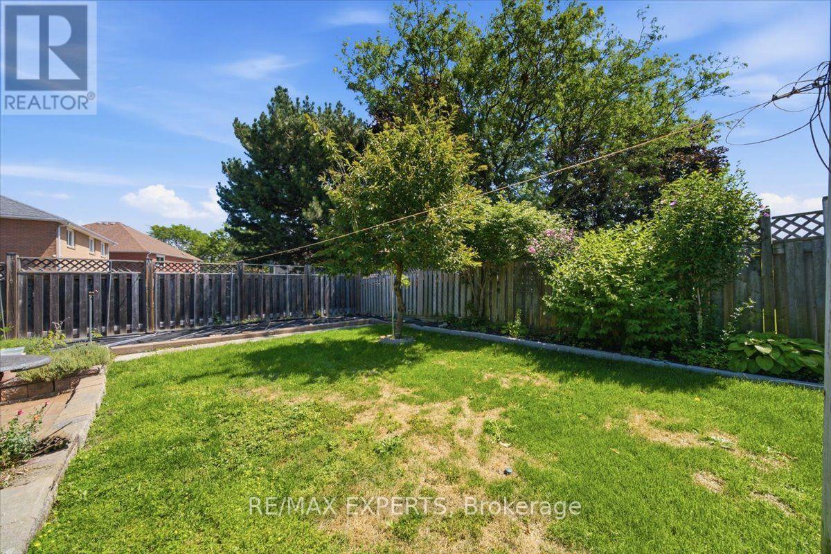 5 JORDANA DRIVE - Image 44