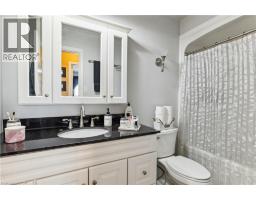 203 Commercial Street Unit# Upper, Welland, ON L3B5Z5 Photo 12