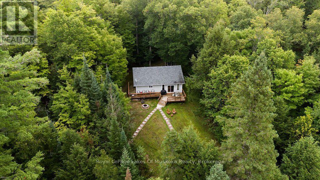 215 SANDWOOD DRIVE - 1
