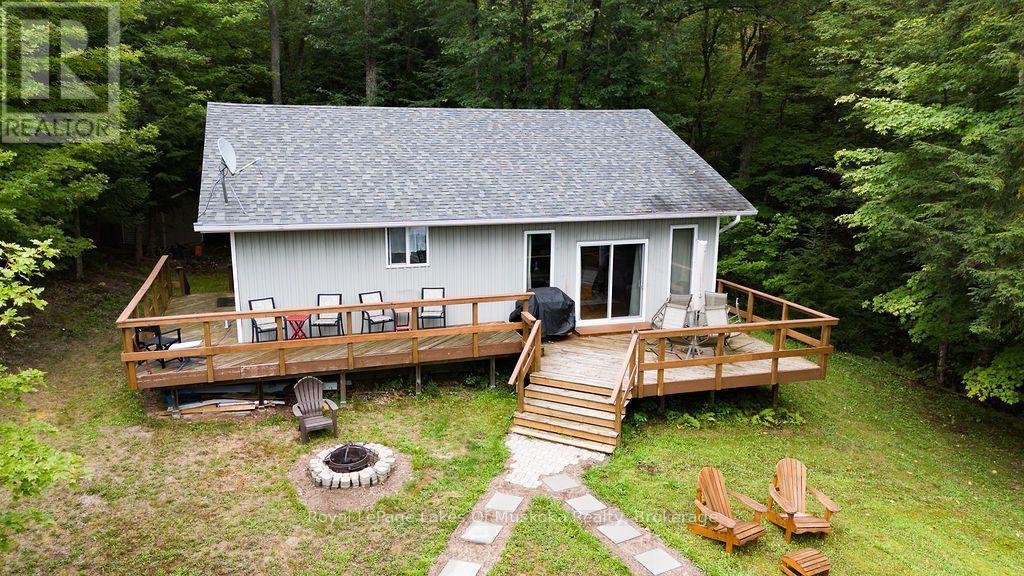215 SANDWOOD DRIVE - 2