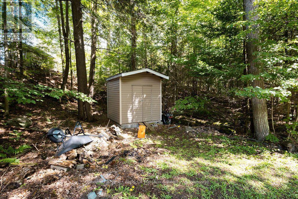 215 SANDWOOD DRIVE - 24