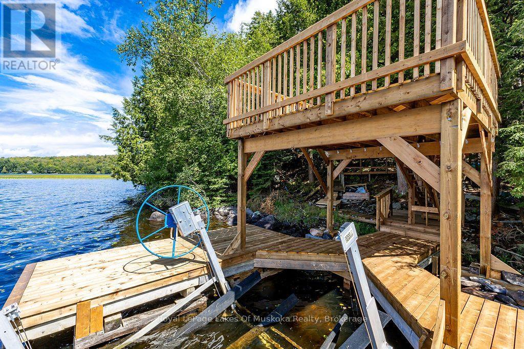 215 SANDWOOD DRIVE - 26