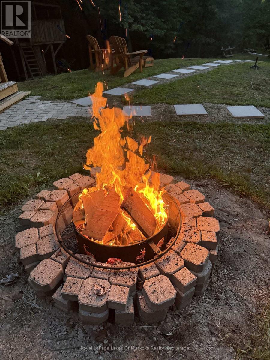 215 SANDWOOD DRIVE - 38