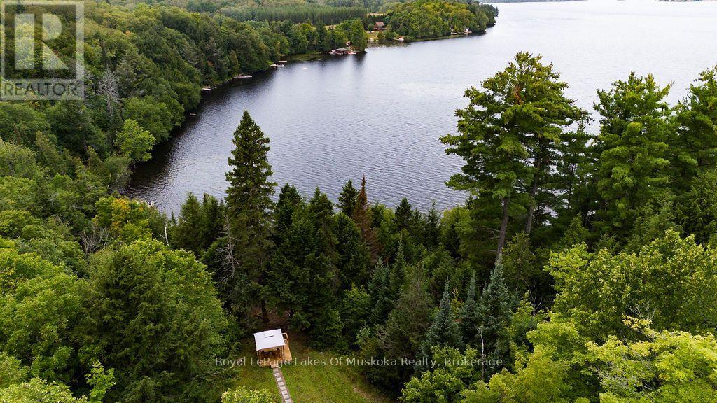 215 SANDWOOD DRIVE - 40