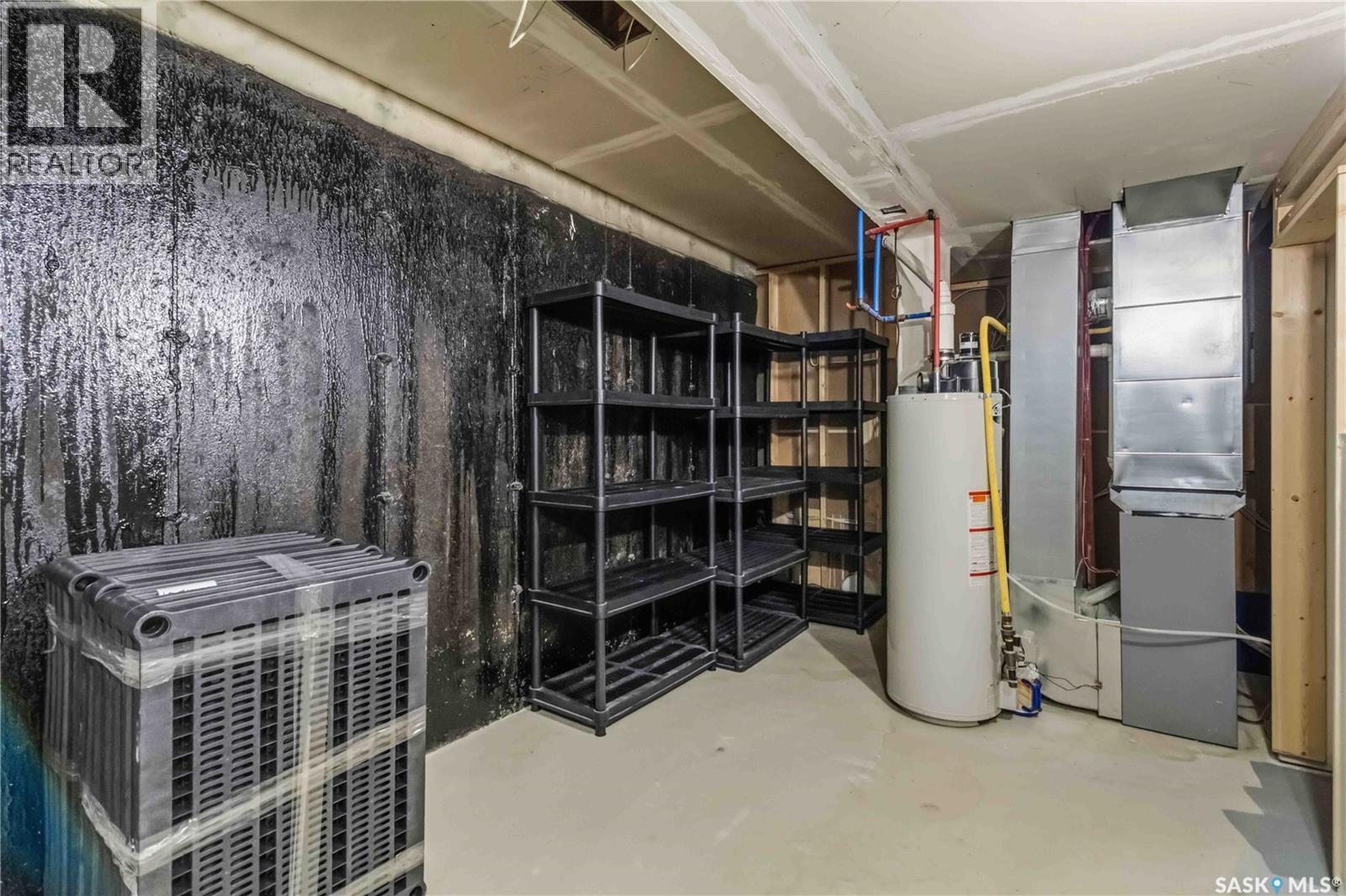 #121 2315 McClocklin ROAD - 32
