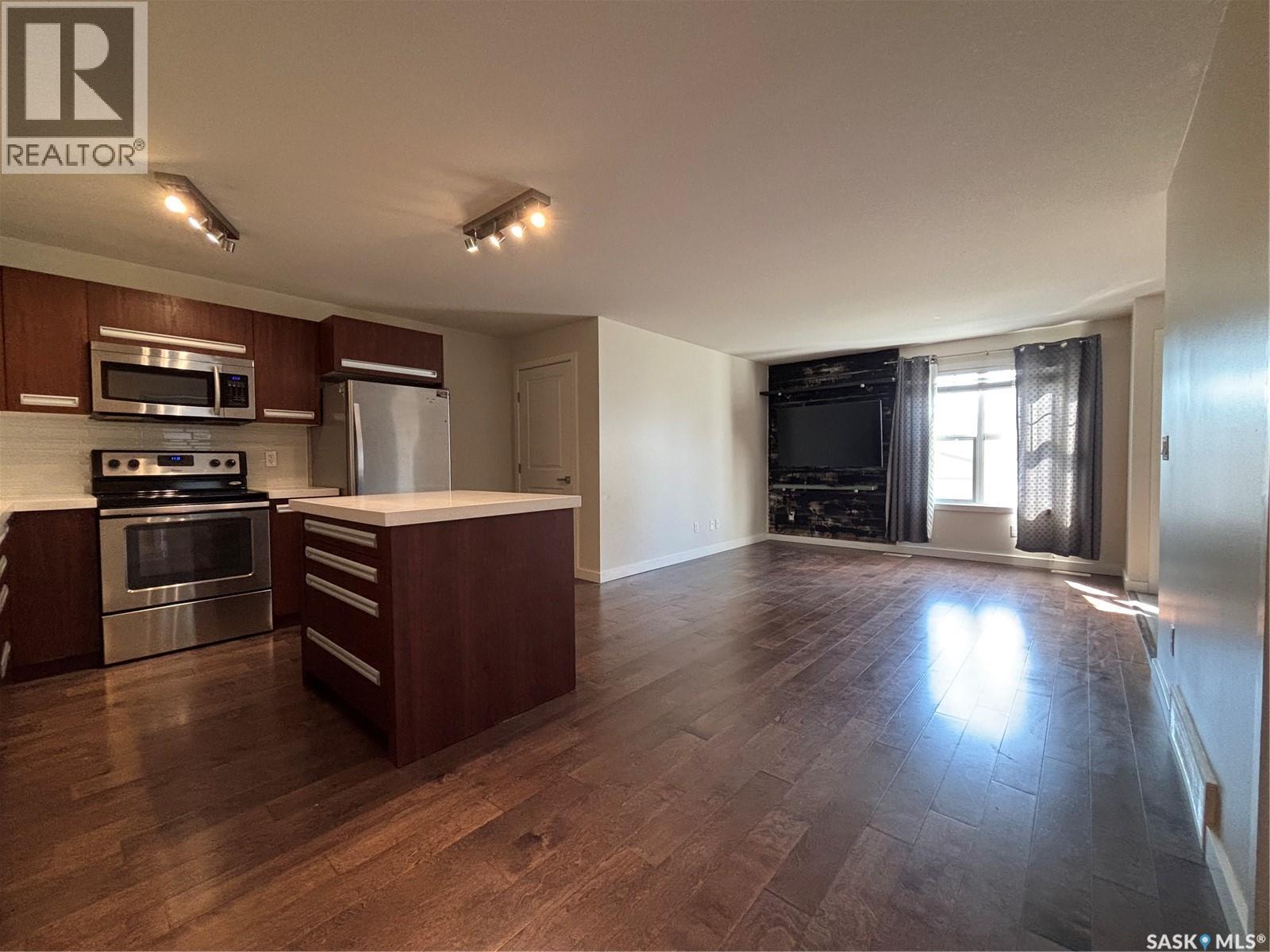 #121 2315 McClocklin ROAD - 14