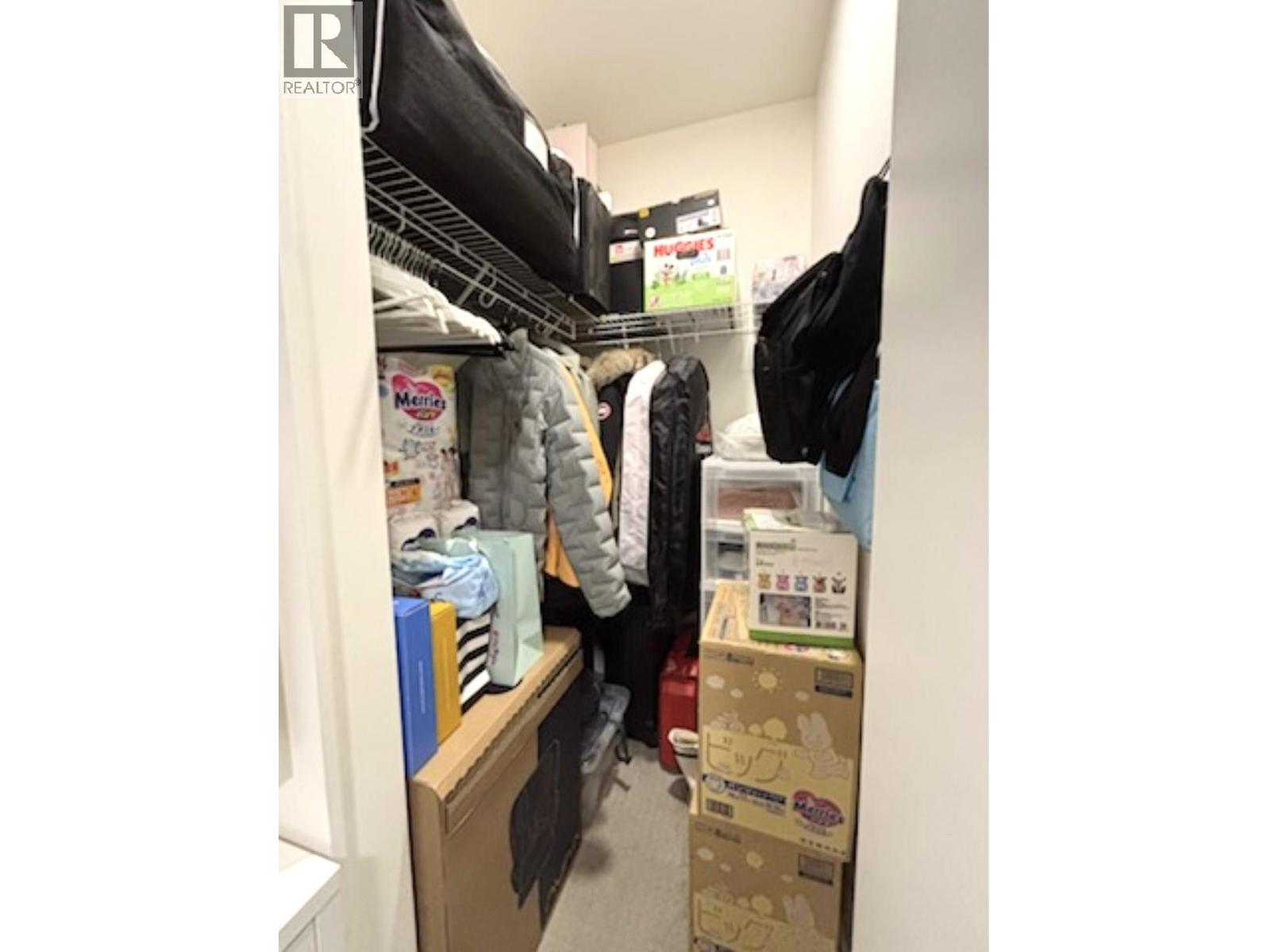 317 7579 16TH STREET, Burnaby