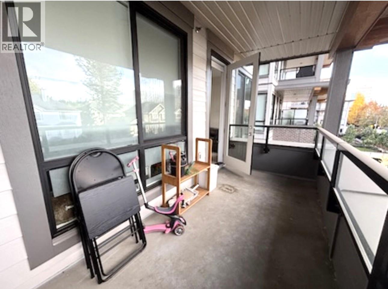 317 7579 16TH STREET, Burnaby