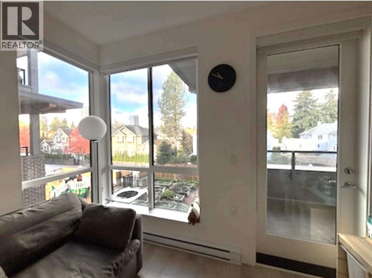 317 7579 16TH STREET, Burnaby