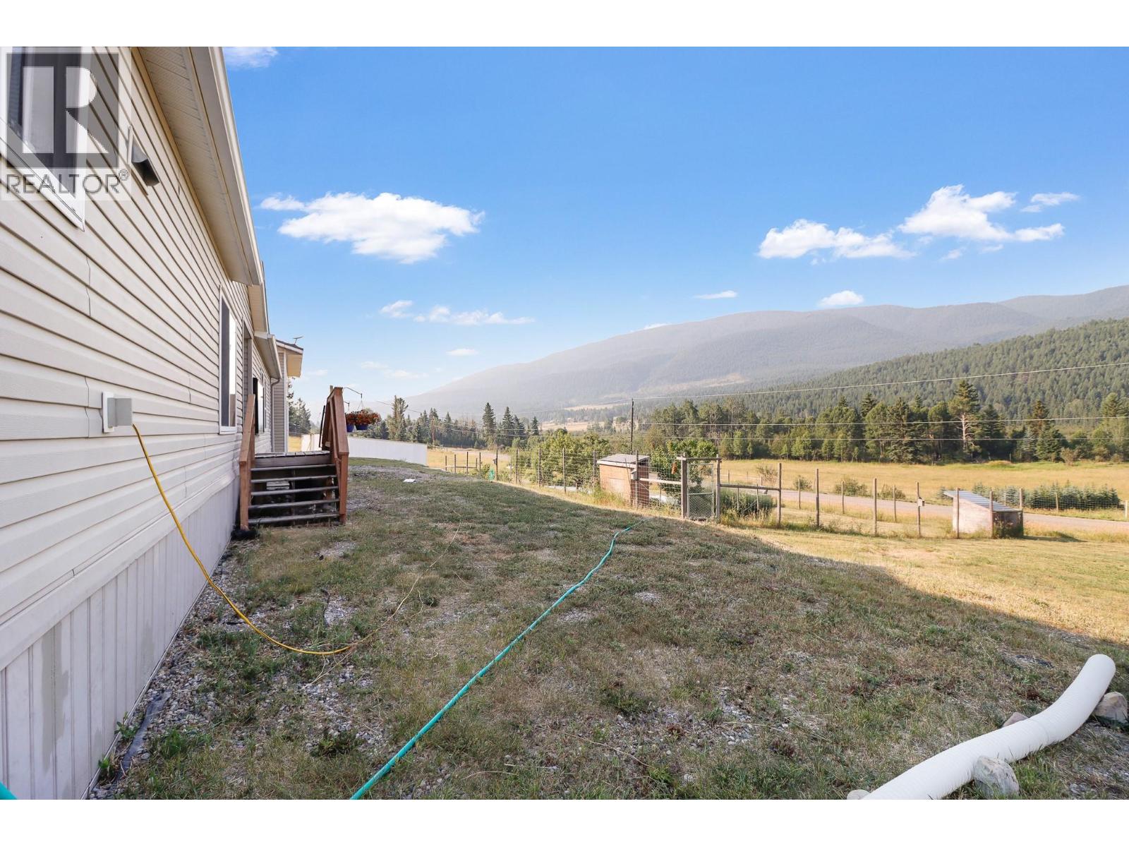 5562 HA HA CREEK Road - 38