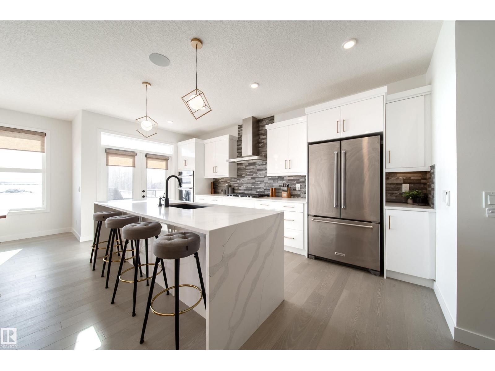 19 STURTZ PL, Southfork, Leduc photo 2