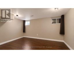25 Lions Gate Boulevard, Barrie, ON L4M7E3 Photo 13
