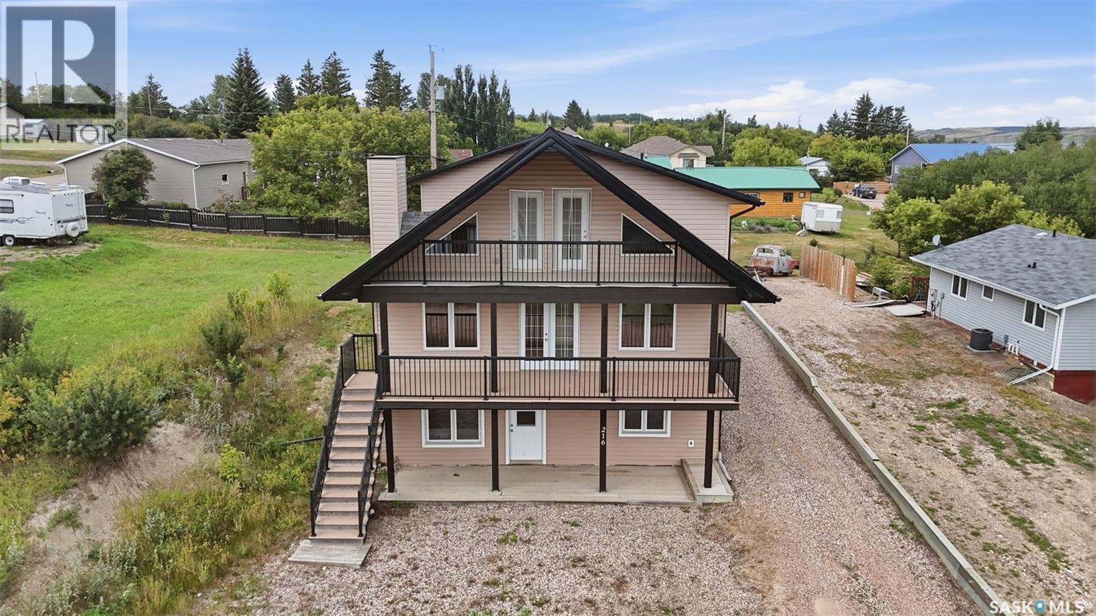 216 Richard STREET - Image 38