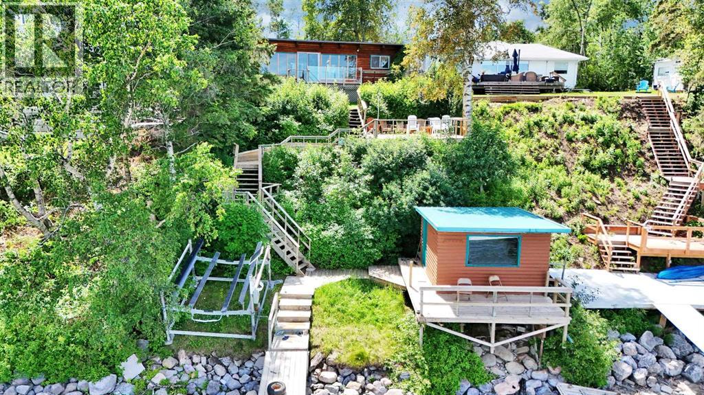 Listing photo – 57 Grand Avenue, Norglenwold