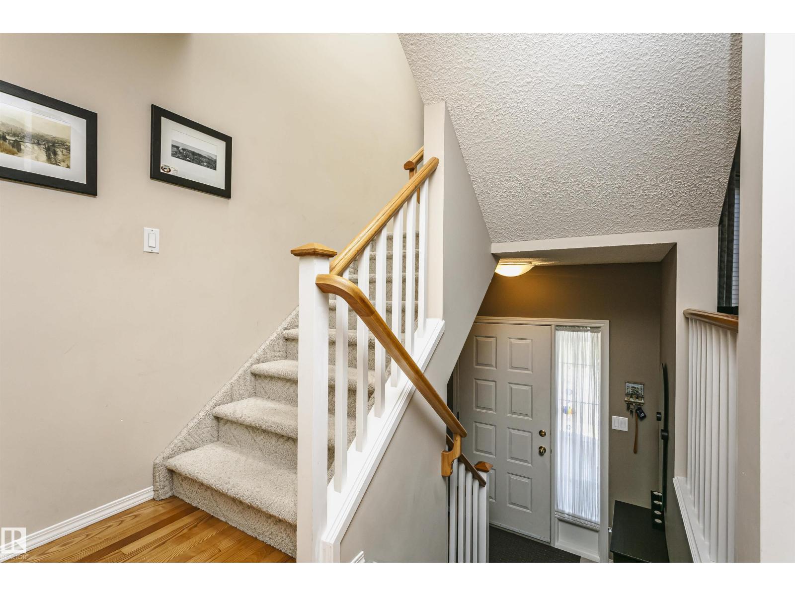 #22 11717 9b AV NW - 18